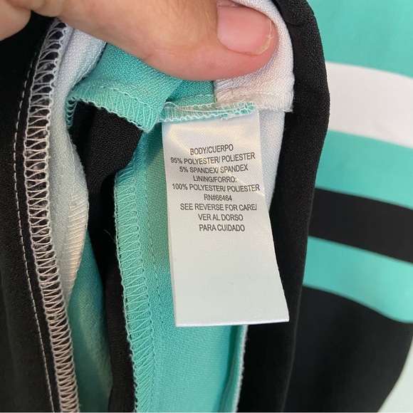 Studio One whiteand Blue Sheath Mini Dress - Picture 4 of 4